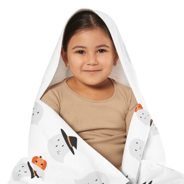 Ghost-Themed Youth Hooded Towel, Fun Bath Wrap for Kids, Halloween Gift, Cozy Pool Towel, Soft Towels for Young Children - Image 8